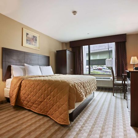 Days Inn Bronx New York Esterno foto