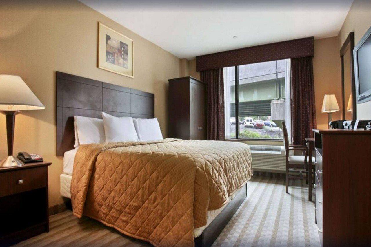 Days Inn Bronx New York Esterno foto